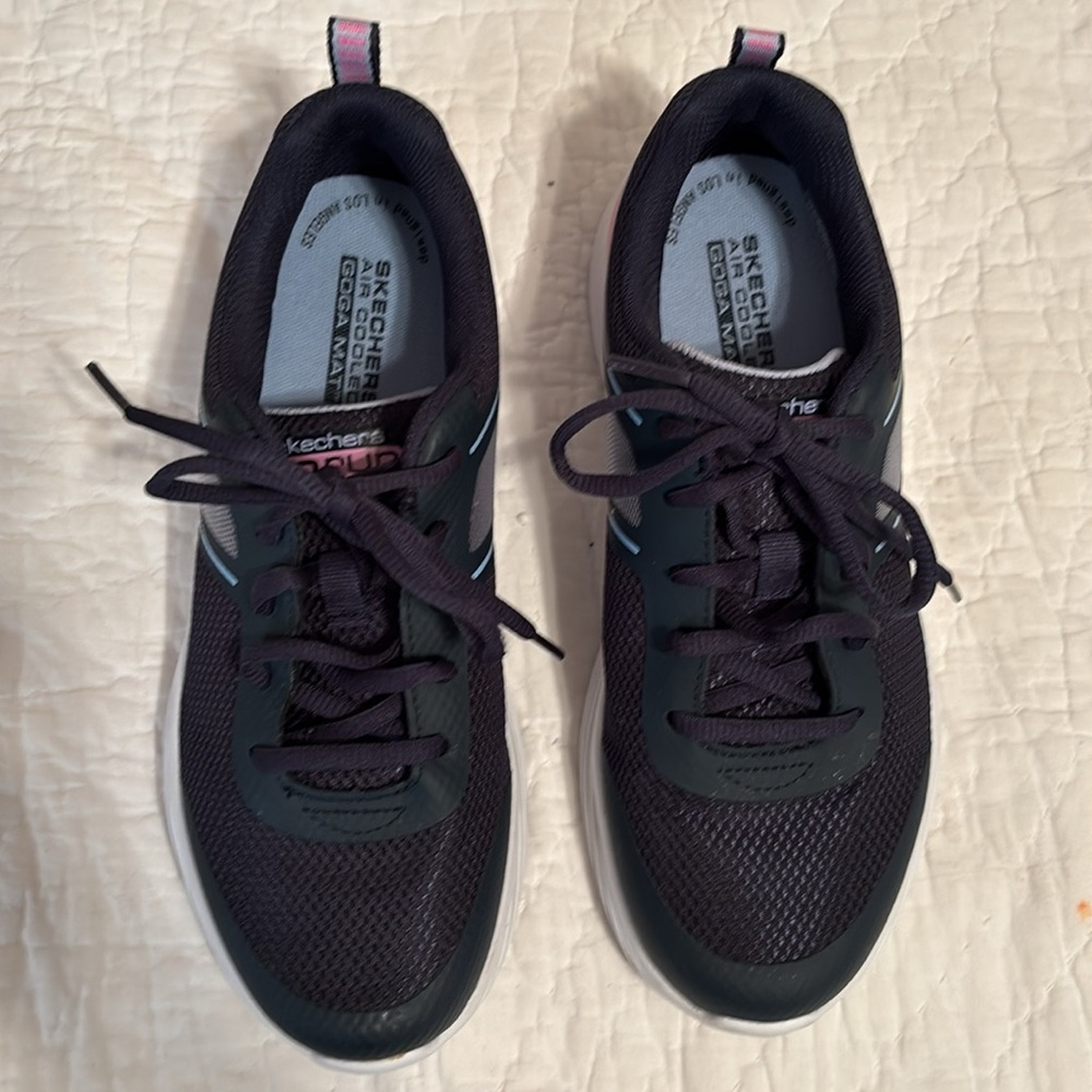 Sketcher go run blue and Pink Sneakers‎